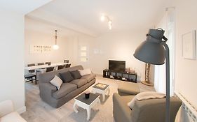 Santa Barbara Terrace - IB Apartments